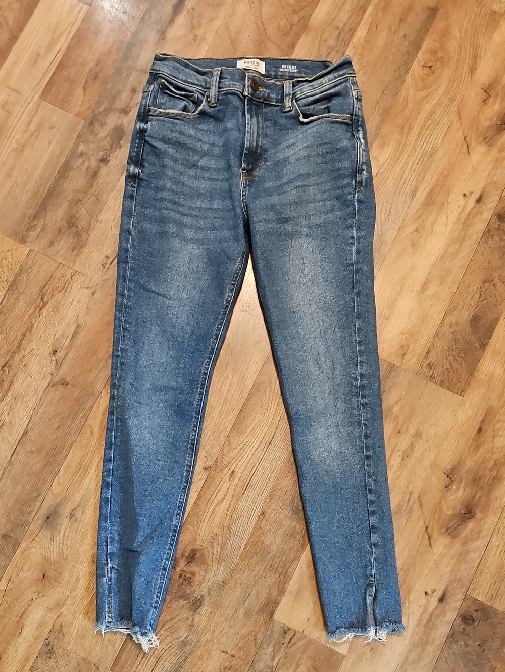 👖Kensie THE KELSEY High Rise Skinny Jeans with Raw Hem